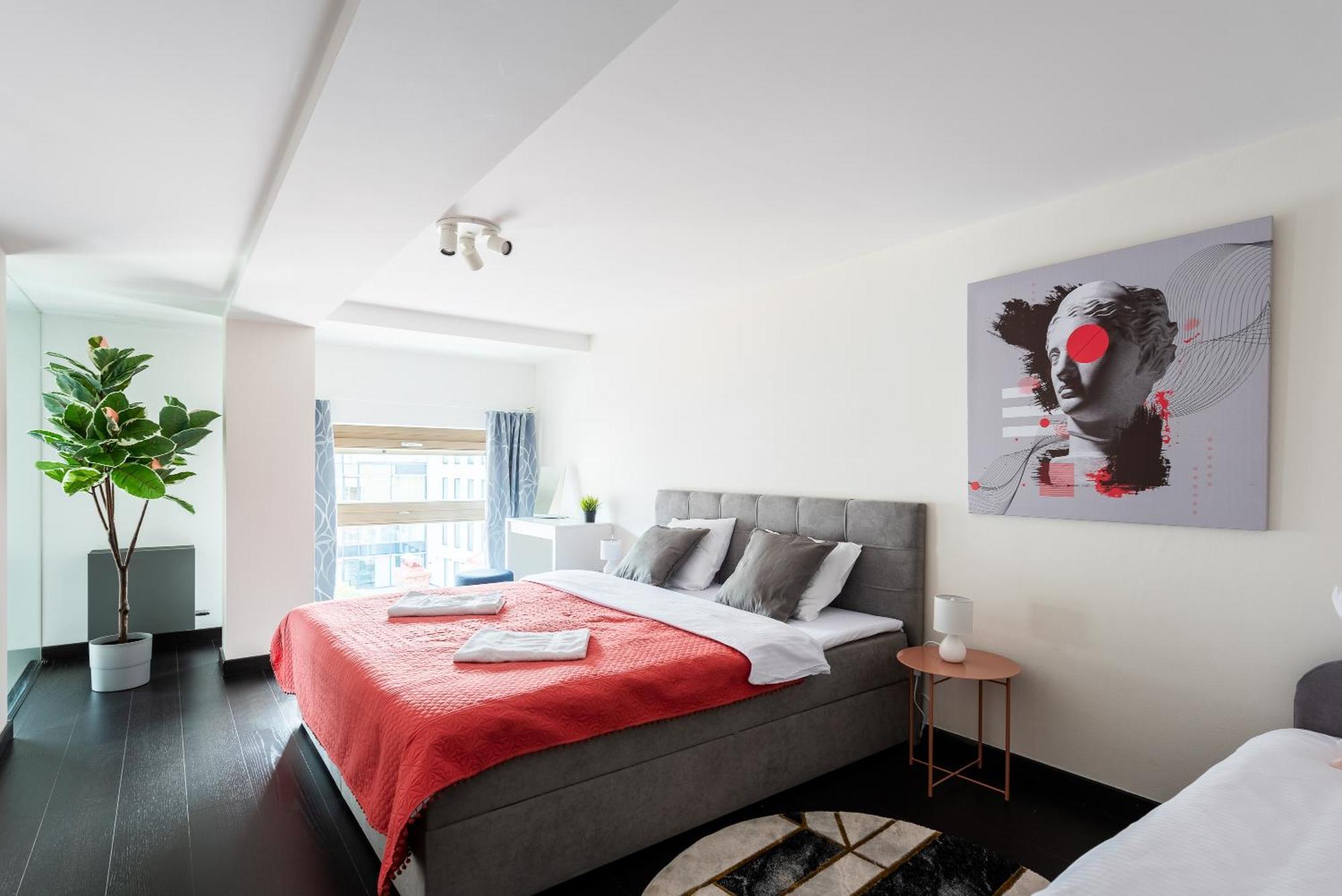 Apartamento 2-level On Krizikova Near The Metro Praga