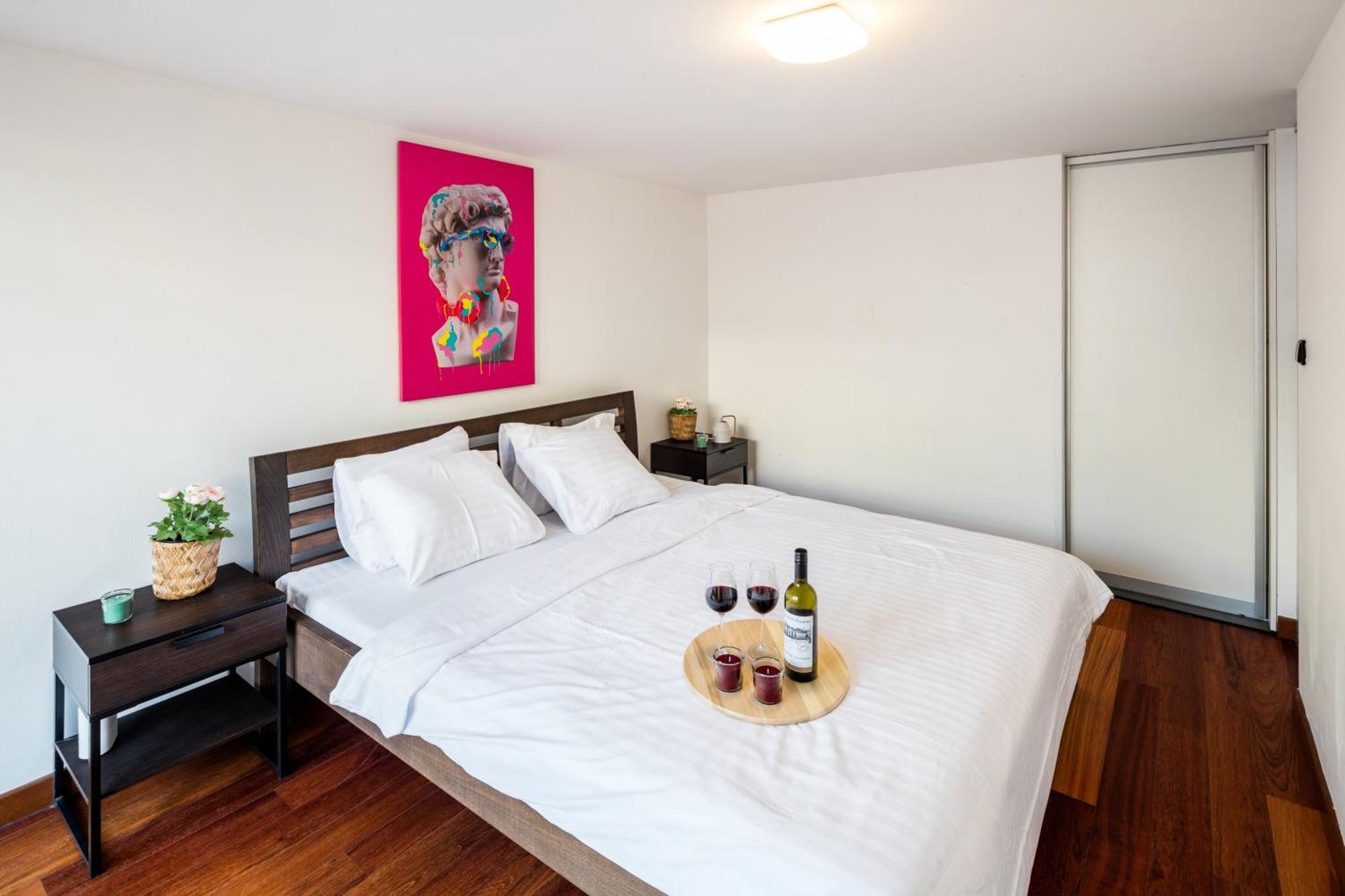 Apartamento 2-level On Krizikova Near The Metro